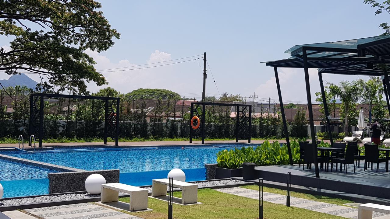 Oasis Condominium Ipoh Luaran gambar
